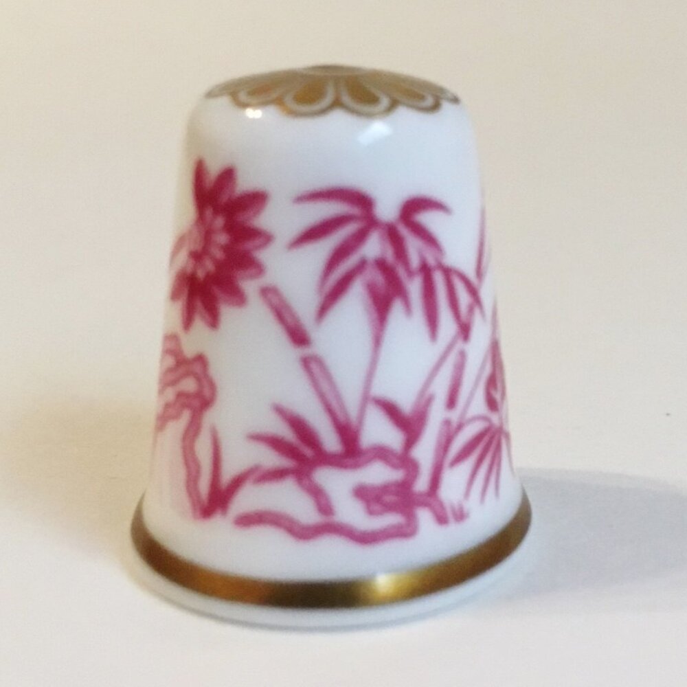 Bamboo Spode Thimble Vintage Fine Bone China England Red White Gold Trim